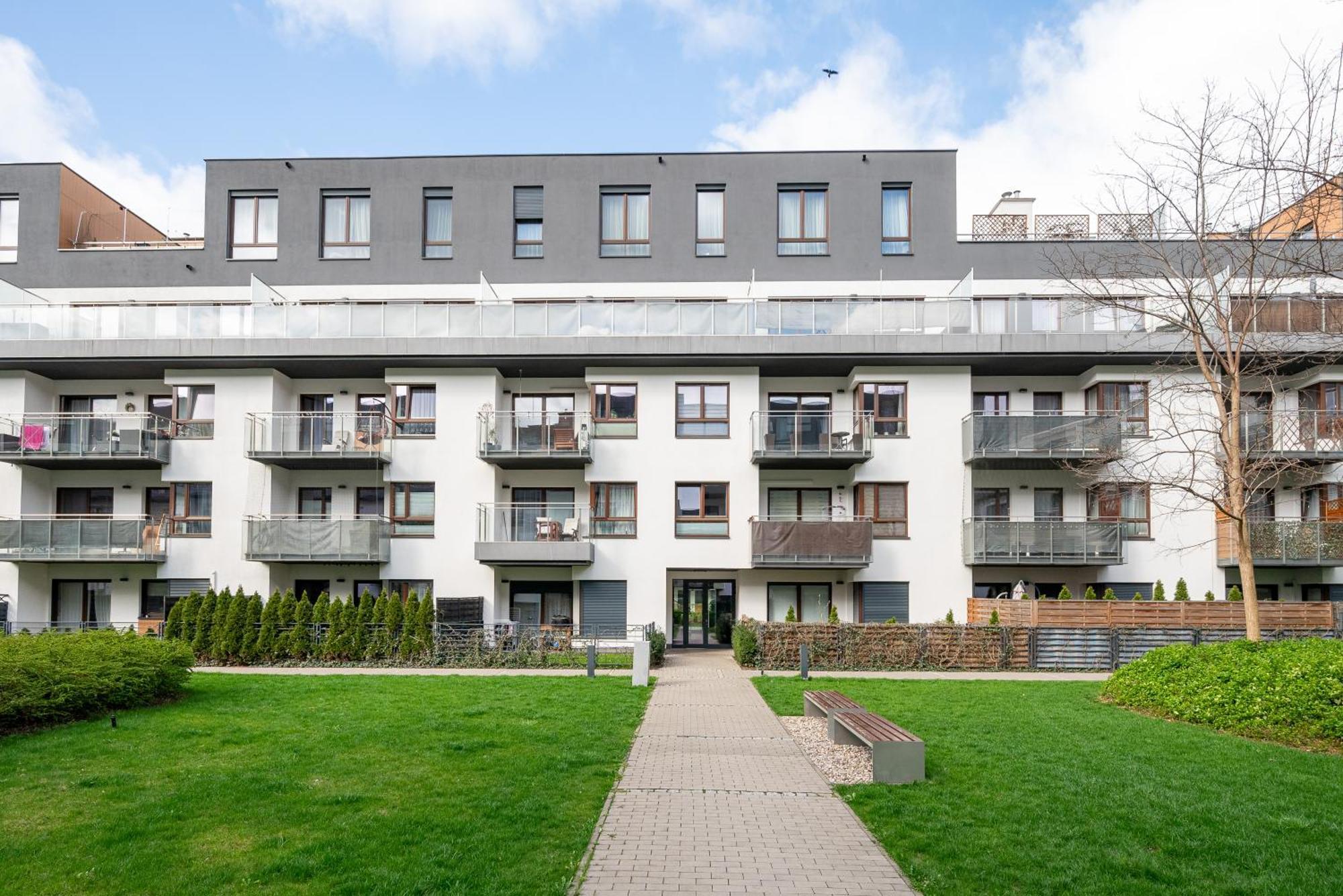 Royal Wilanow Apartment With Garden Warszawa Exteriör bild